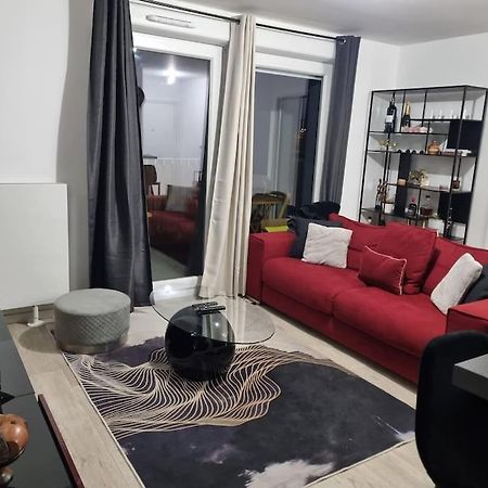 Appartement Cosy Et Equipe Meaux Bagian luar foto