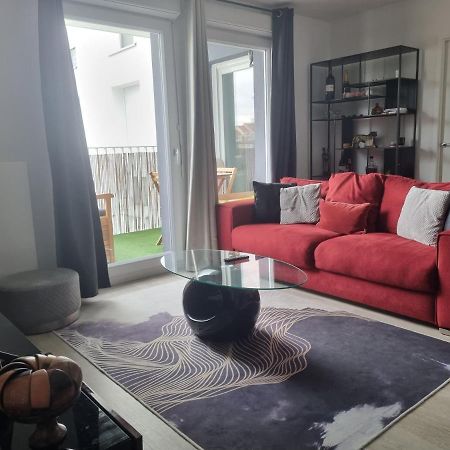 Appartement Cosy Et Equipe Meaux Bagian luar foto