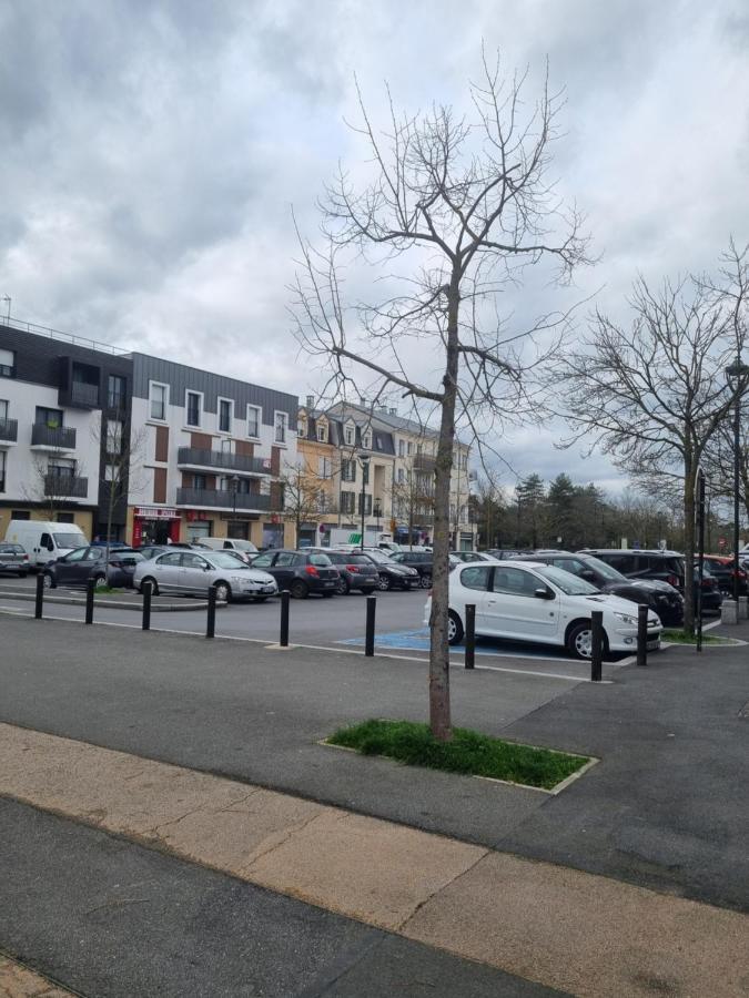Appartement Cosy Et Equipe Meaux Bagian luar foto